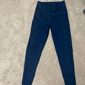 American Eagle, the Everything pocket legging, medium regular length